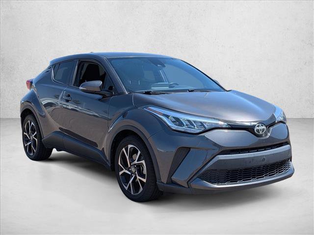 Used 2021 Toyota C-HR XLE FWD video 3