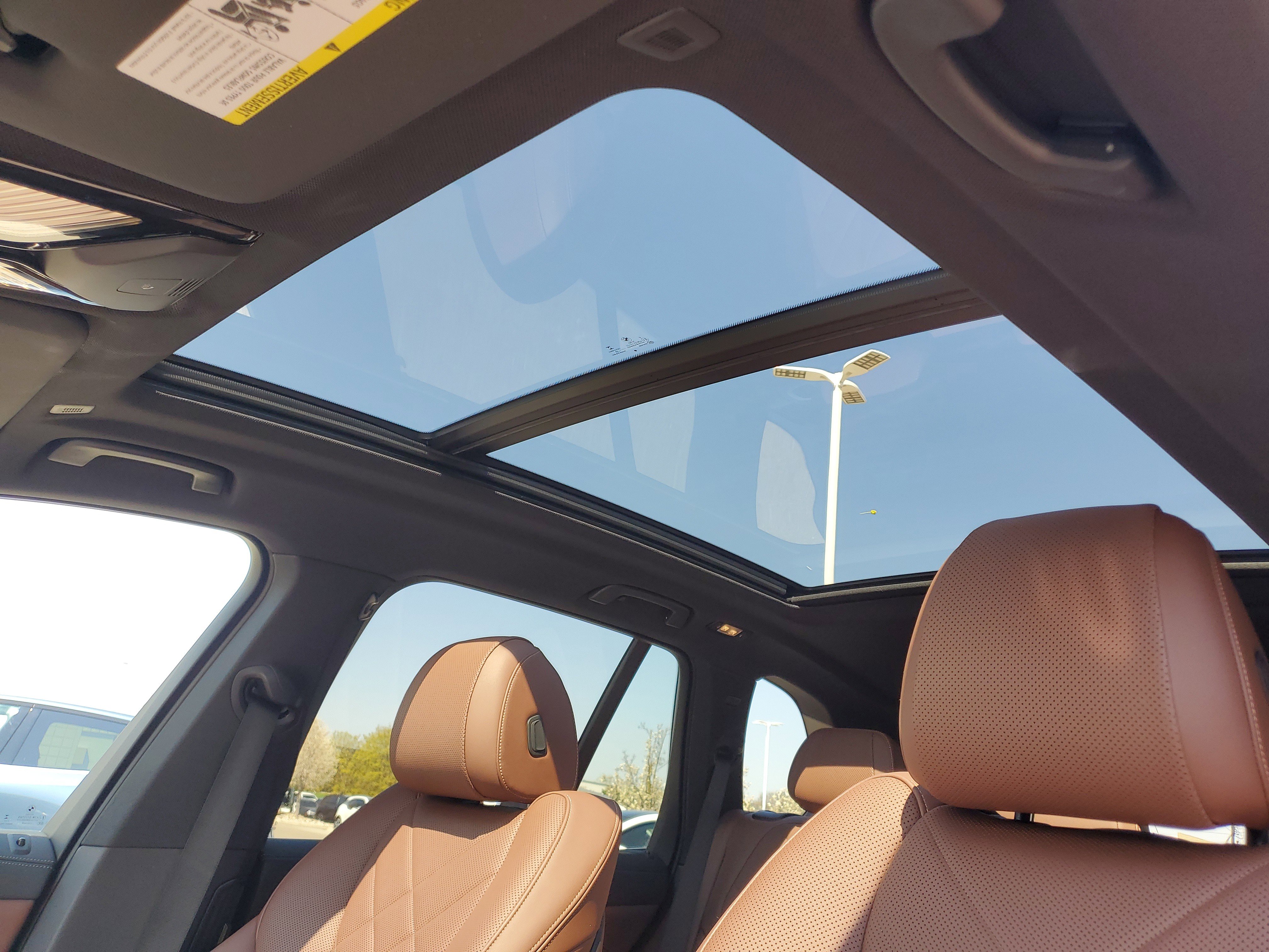 Certified 2023 BMW X5 xDrive40i w/ Premium Package AWD/4WD image 8