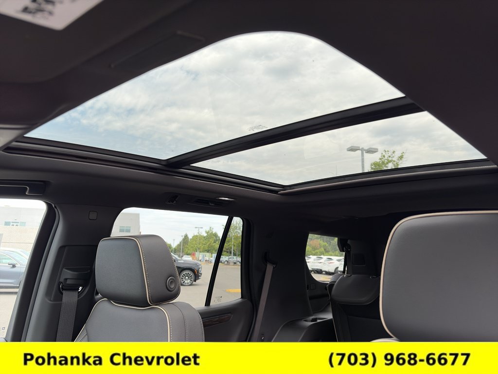 New 2026 Chevrolet Tahoe Premier w/ Sun And Tow Package AWD/4WD image 21
