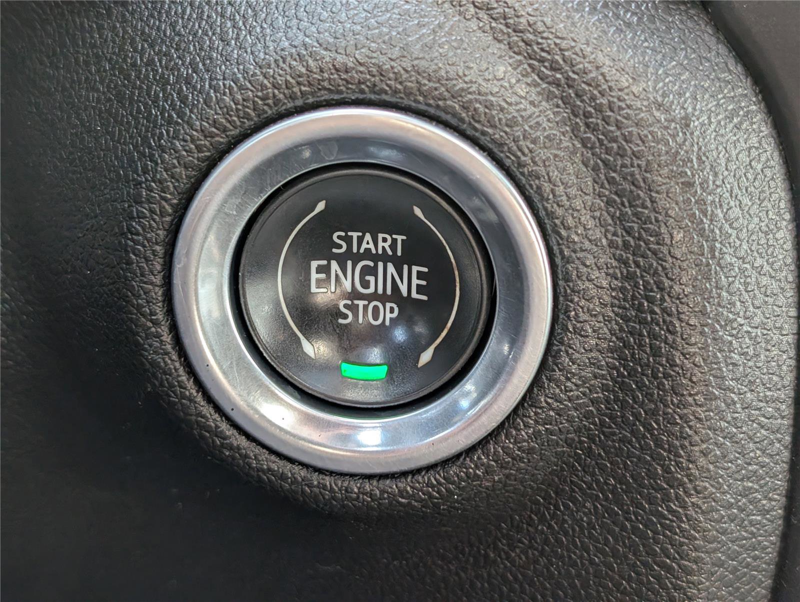 Used 2023 GMC Sierra 3500 Denali w/ Denali Ultimate Package image 28