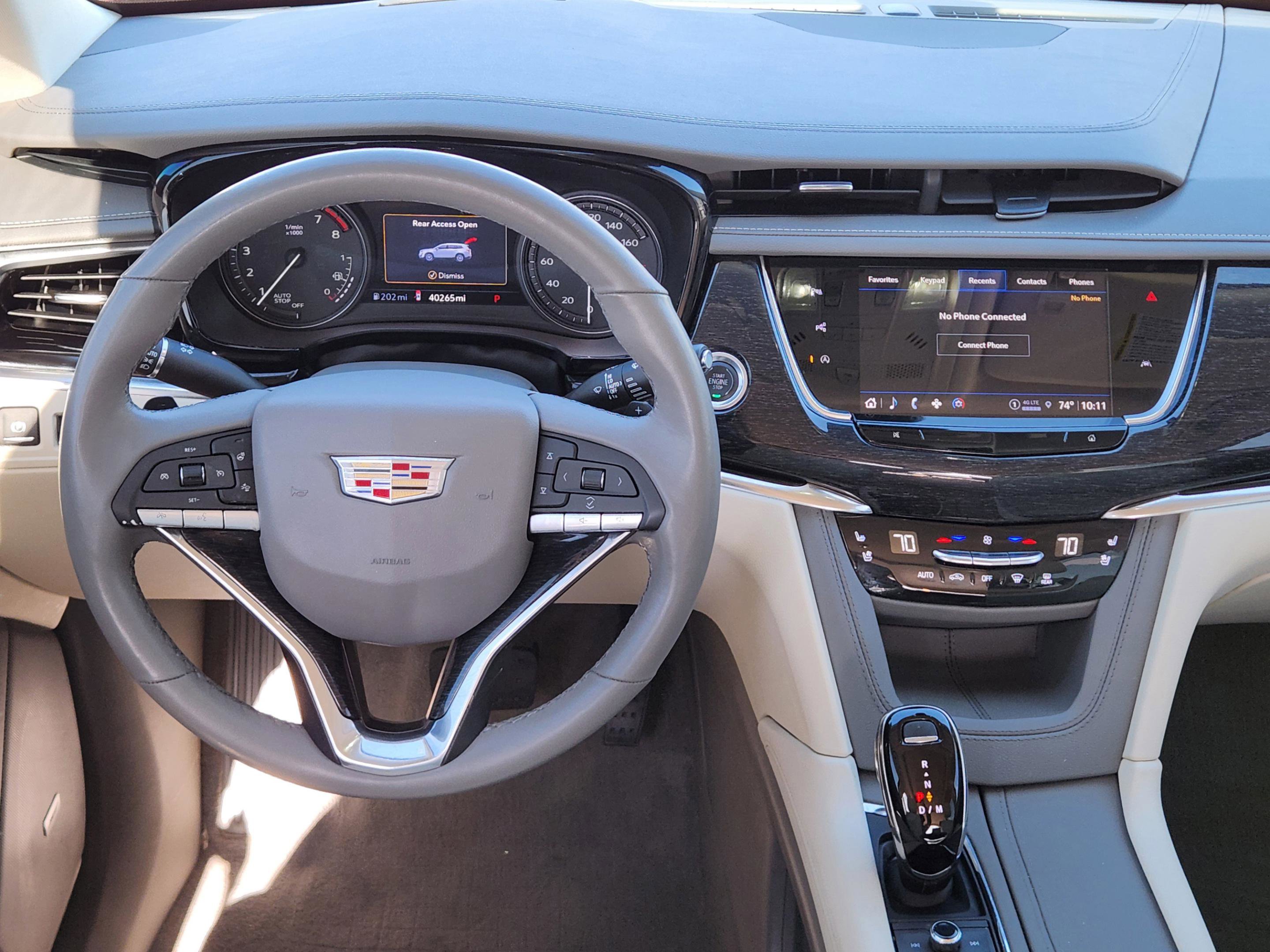 Used 2022 Cadillac XT6 Premium Luxury w/ Technology Package image 36