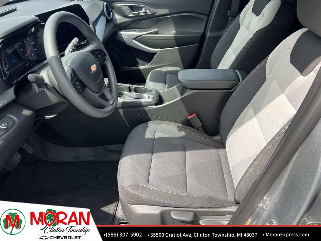 Certified 2026 Chevrolet Trax LS w/ LS Convenience Package FWD image 17