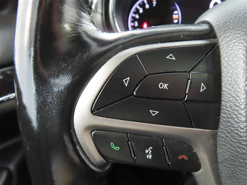 Used 2021 Jeep Grand Cherokee Overland image 24