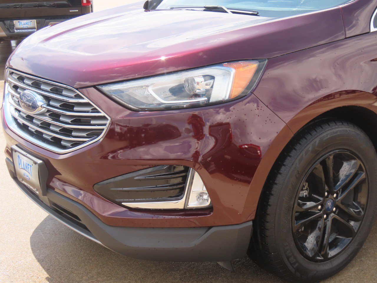 Used 2020 Ford Edge SEL w/ Convenience Package FWD image 3