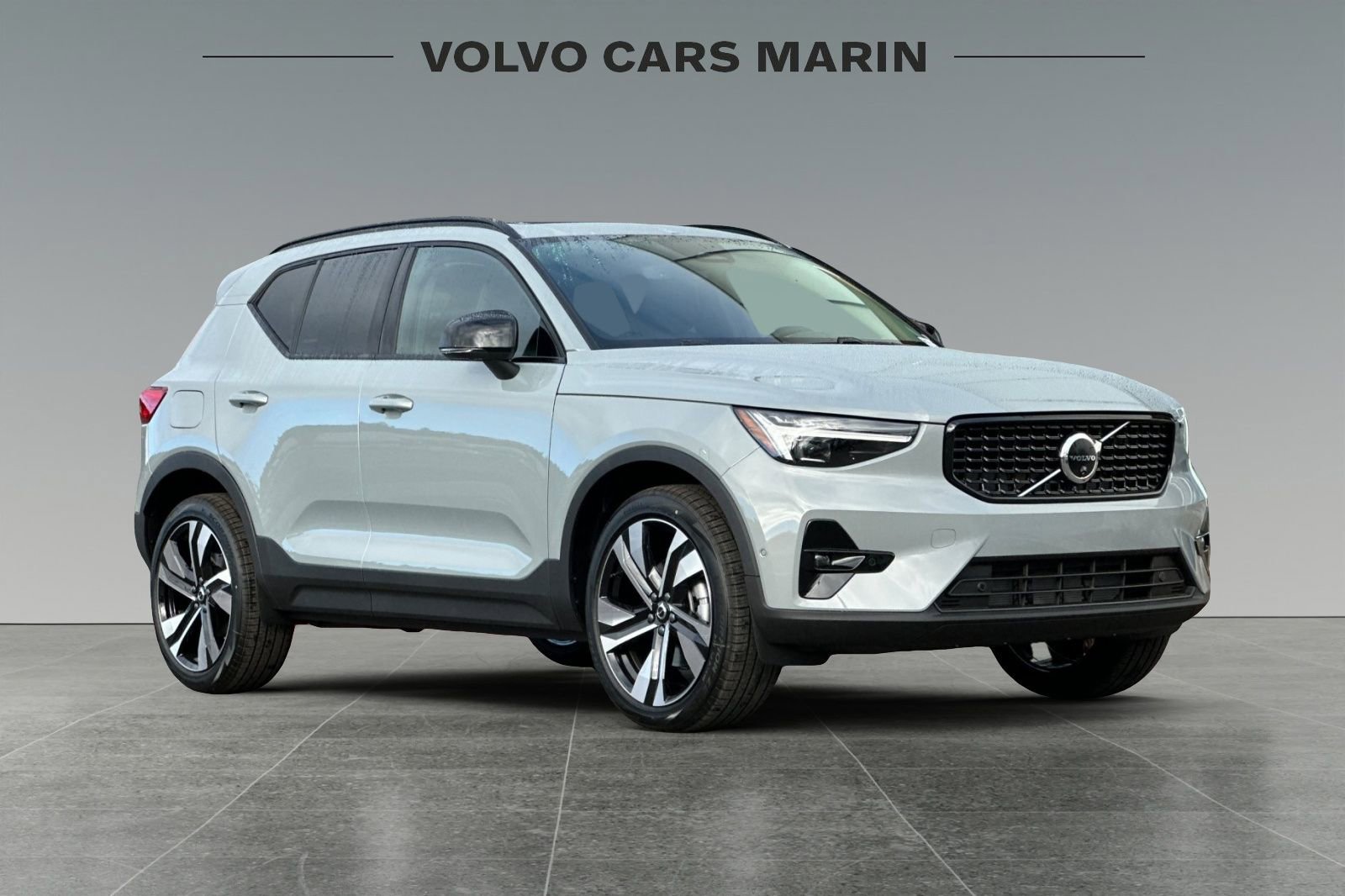 New 2026 Volvo XC40 B5 Ultra w/ Climate Package image 9