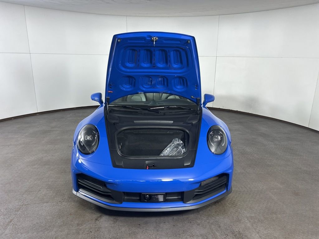 Certified 2025 Porsche 911 Carrera image 18