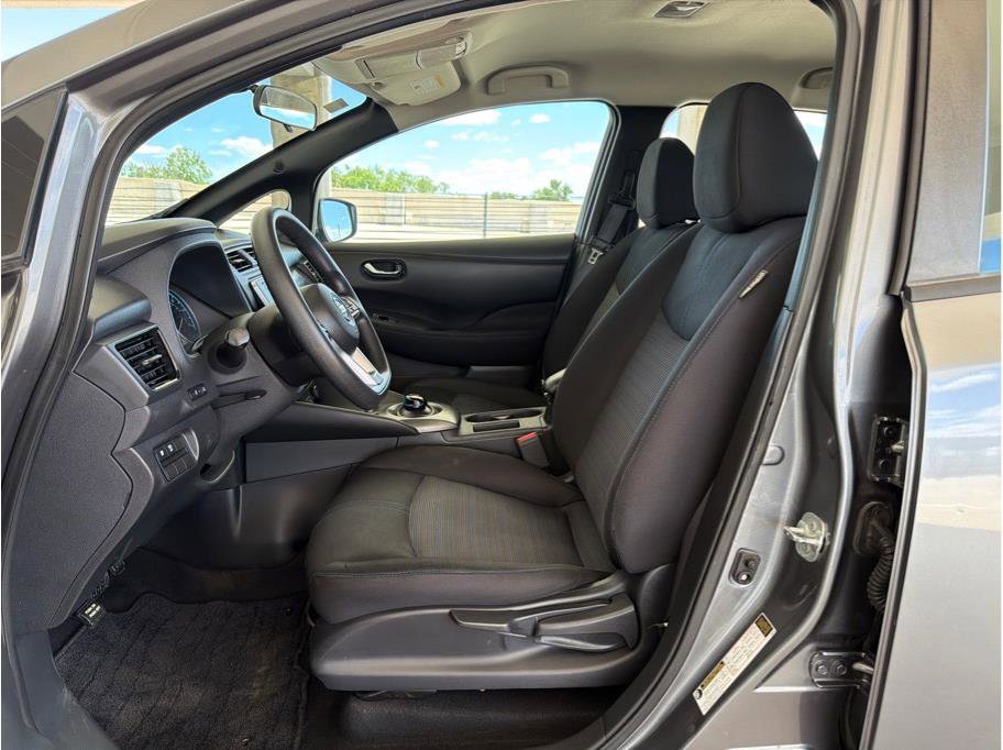 Used 2018 Nissan Leaf S w/ S Charge Package FWD image 13