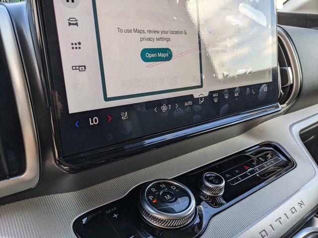 New 2025 Ford Expedition Active image 28