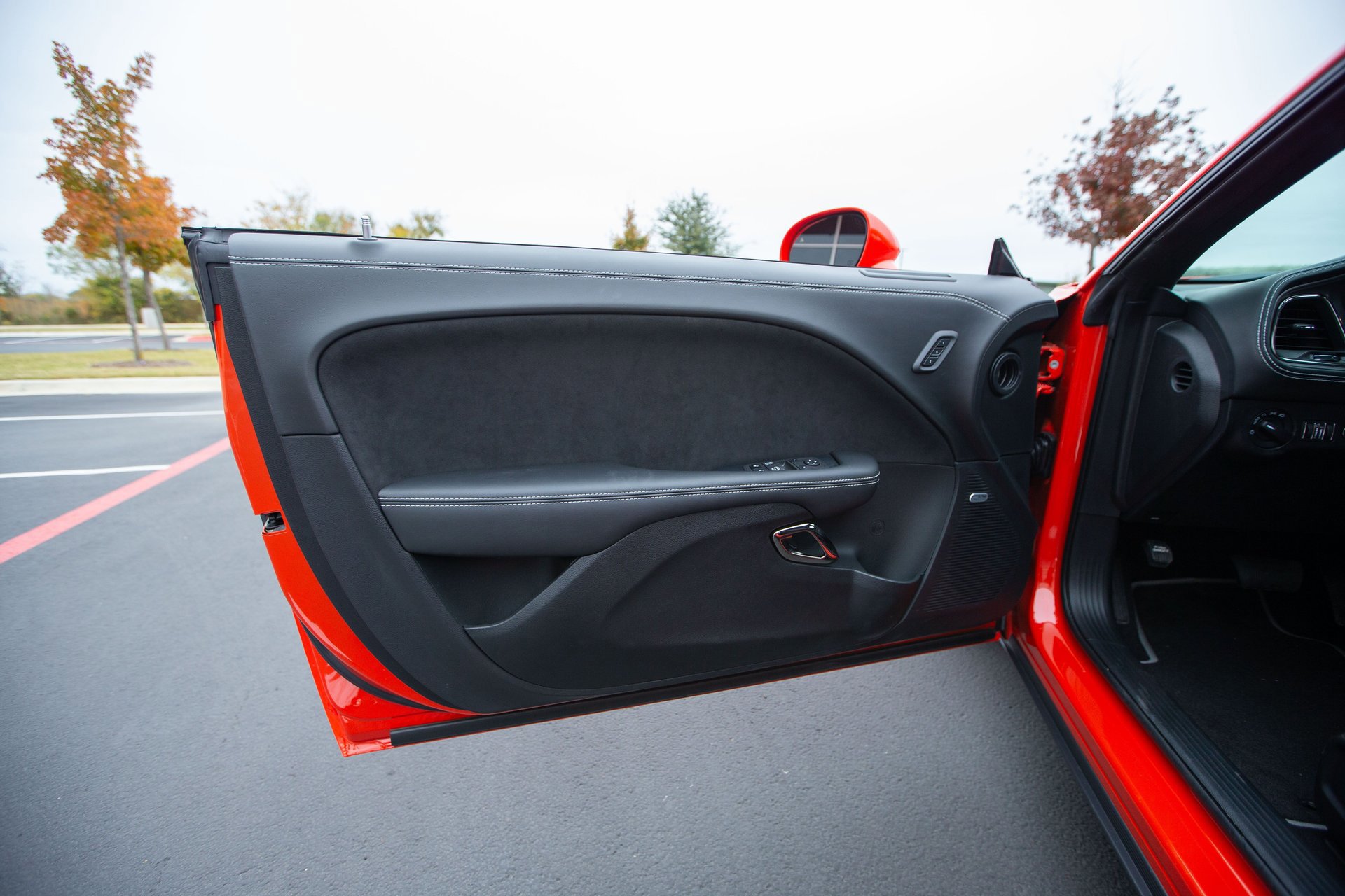 Used 2023 Dodge Challenger SRT Hellcat w/ Driver Convenience Group image 19