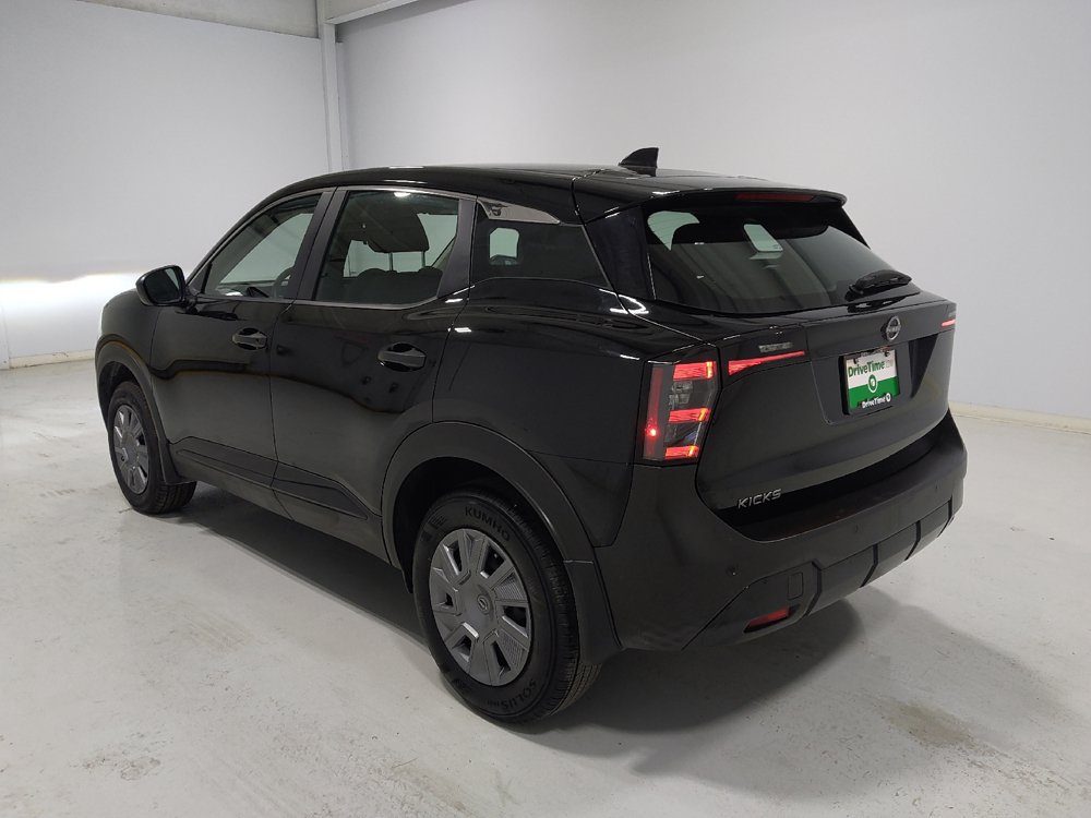 Used 2025 Nissan Kicks S FWD image 5