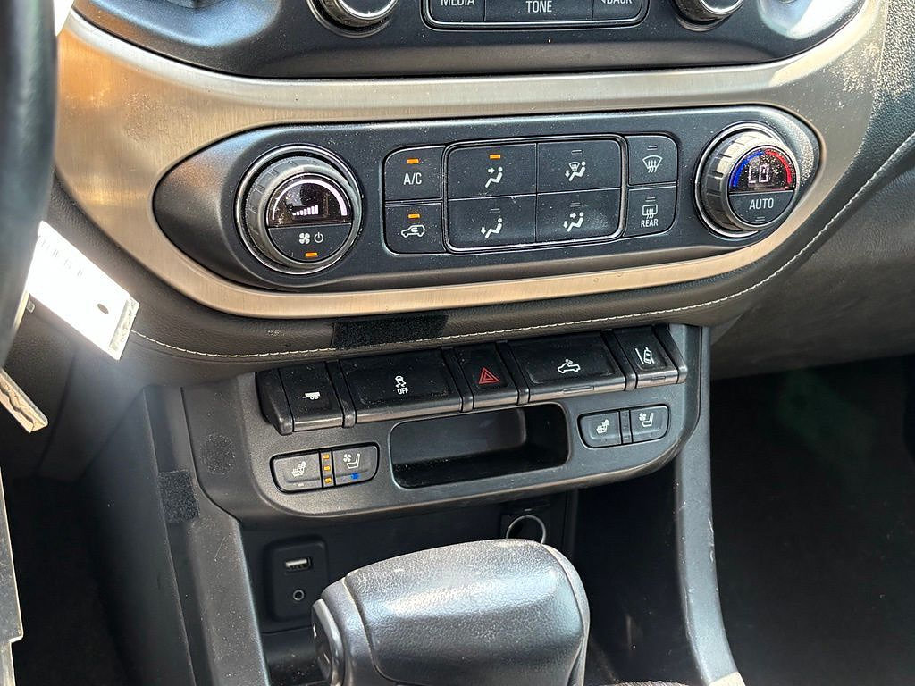 Used 2018 GMC Canyon Denali RWD image 10