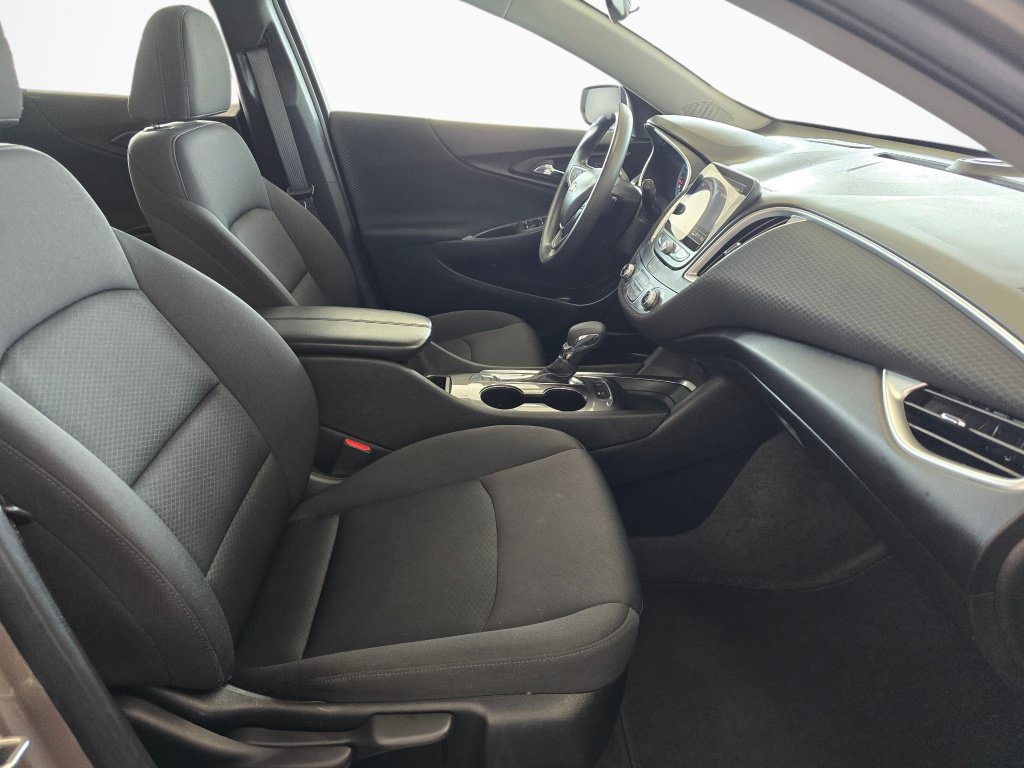 Used 2024 Chevrolet Malibu LT FWD image 43