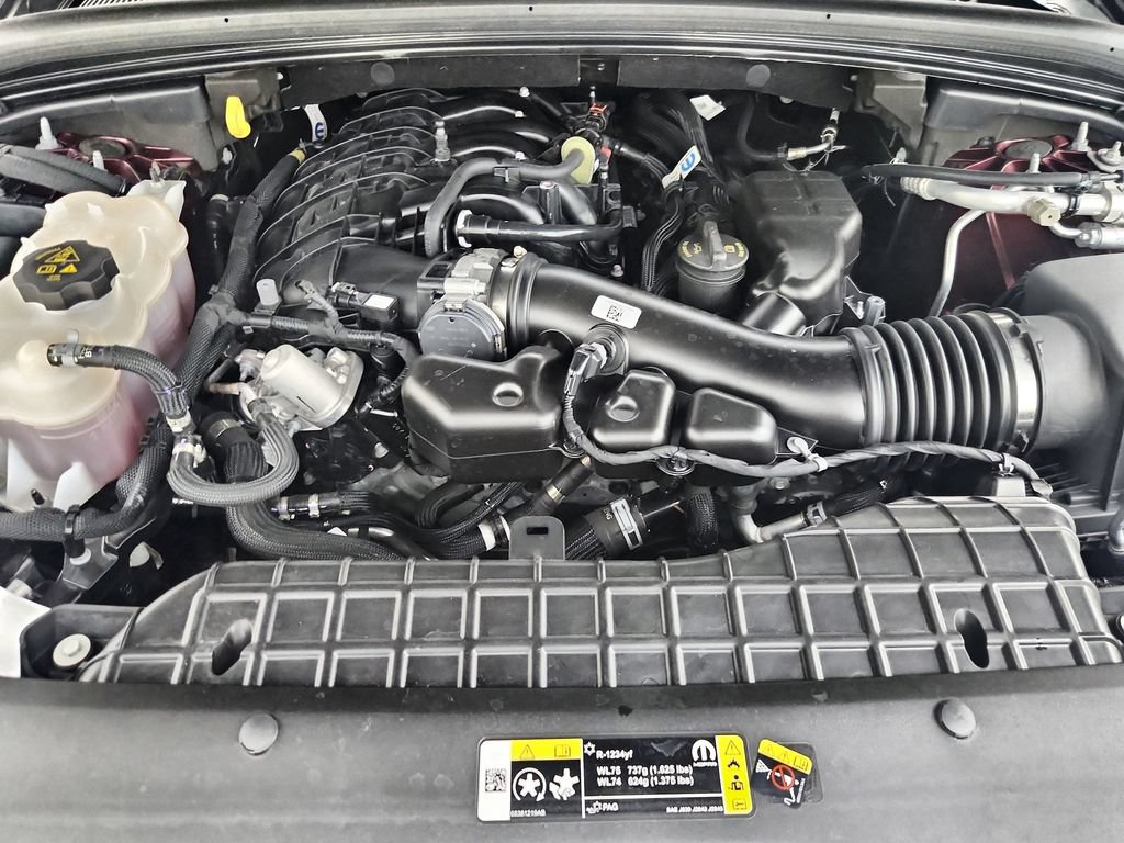 Certified 2023 Jeep Grand Cherokee L Limited AWD/4WD image 40