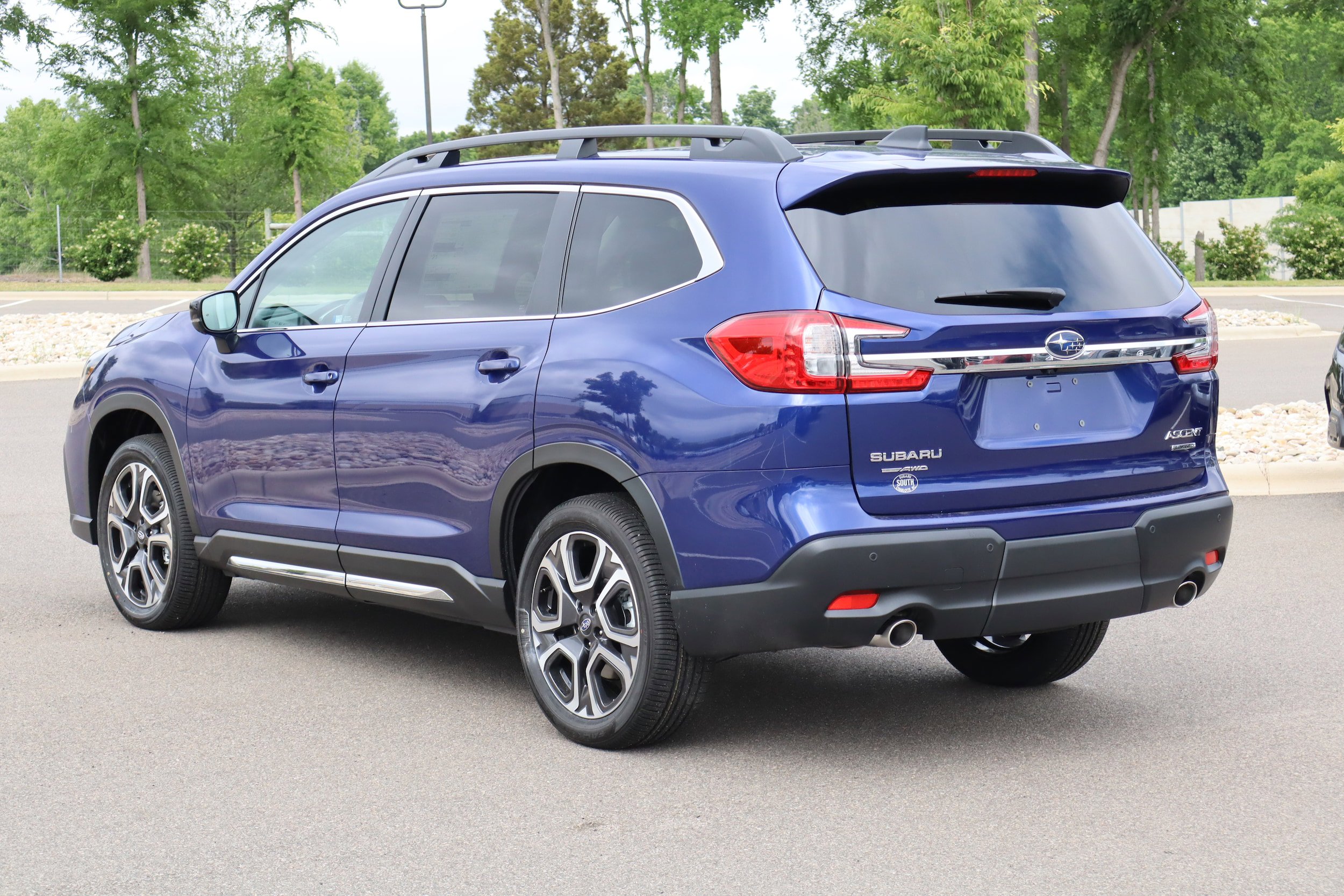 New 2026 Subaru Ascent Limited AWD/4WD image 5