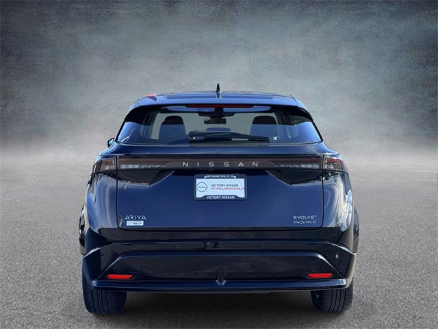 Used 2023 Nissan Ariya AWD image 5