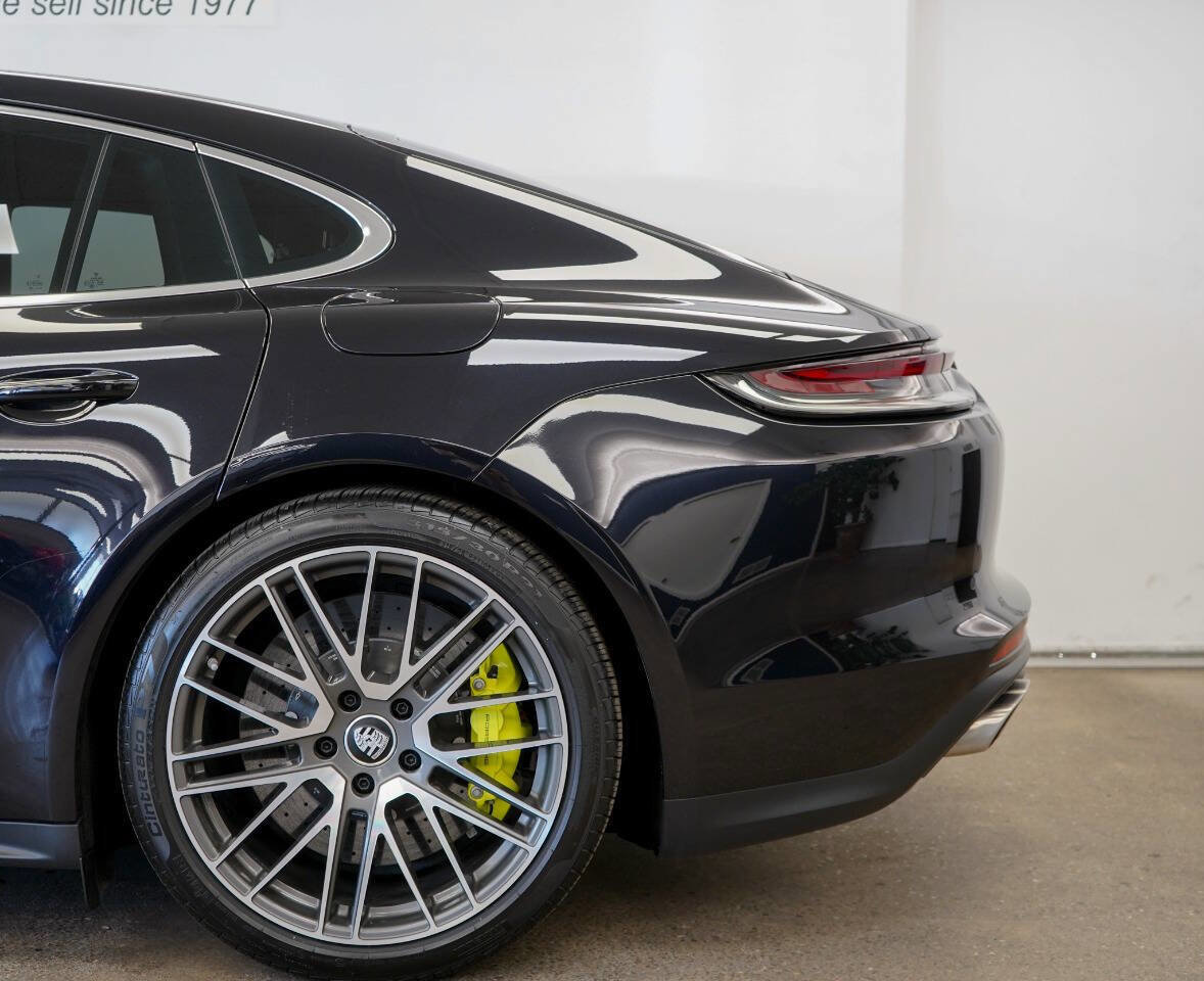 Used 2023 Porsche Panamera Turbo S image 12
