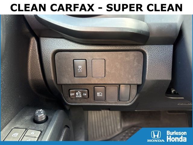Used 2022 Toyota Tacoma SR w/ SR Convenience Package image 7