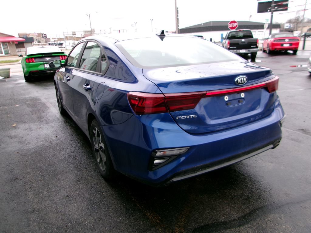 Used 2021 Kia Forte LXS image 6