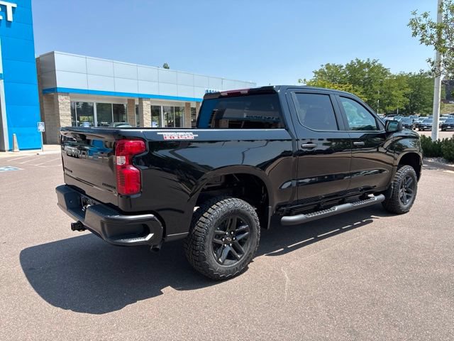 New 2026 Chevrolet Silverado 1500 Custom Trail Boss w/ LPO, Dark Essentials Package AWD/4WD image 6
