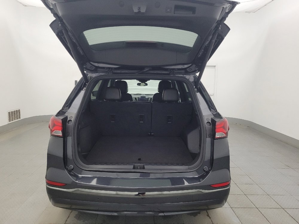 Used 2023 Chevrolet Equinox RS w/ RS Leather Package image 29