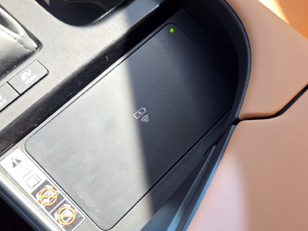 Certified 2025 Lexus ES 300h Ultra Luxury FWD image 15