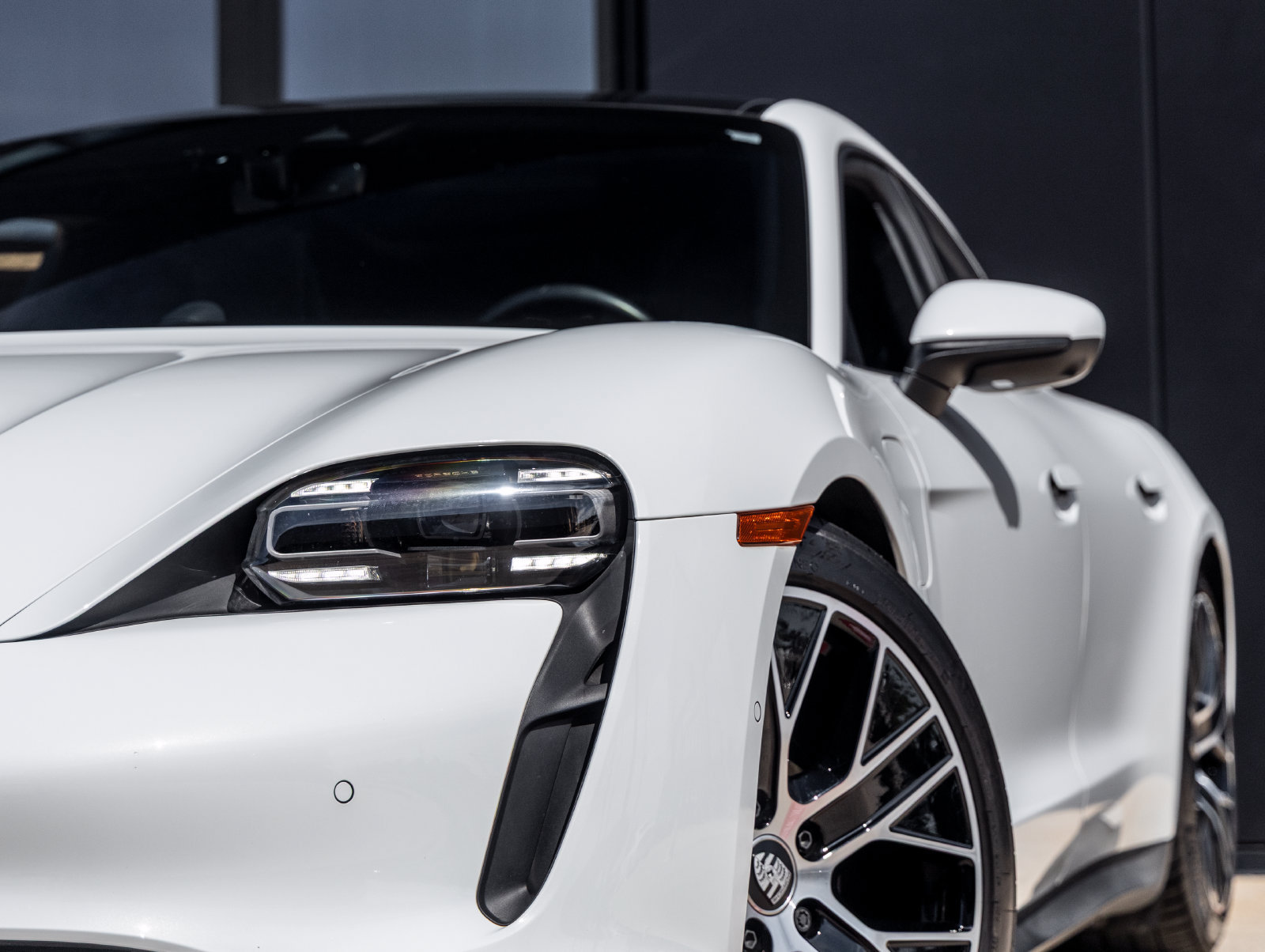 Certified 2023 Porsche Taycan 4S AWD/4WD image 16