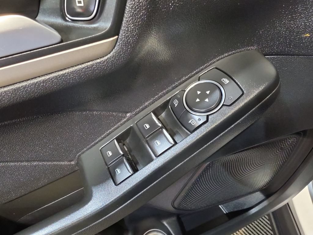 Used 2022 Ford Escape SEL AWD/4WD image 15