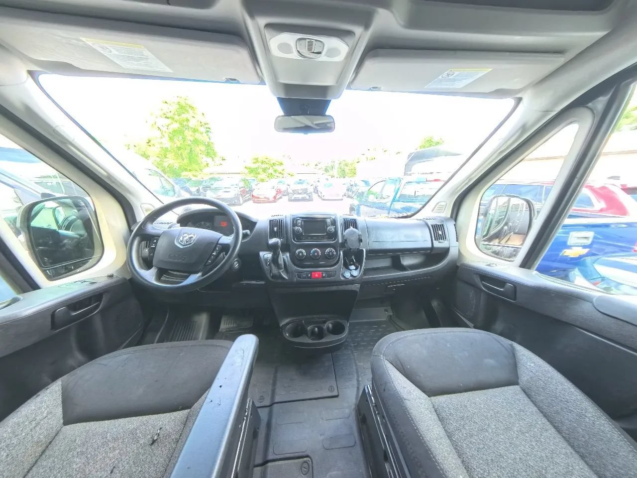 Used 2017 RAM ProMaster 2500 w/ Premium Appearance Group FWD image 23