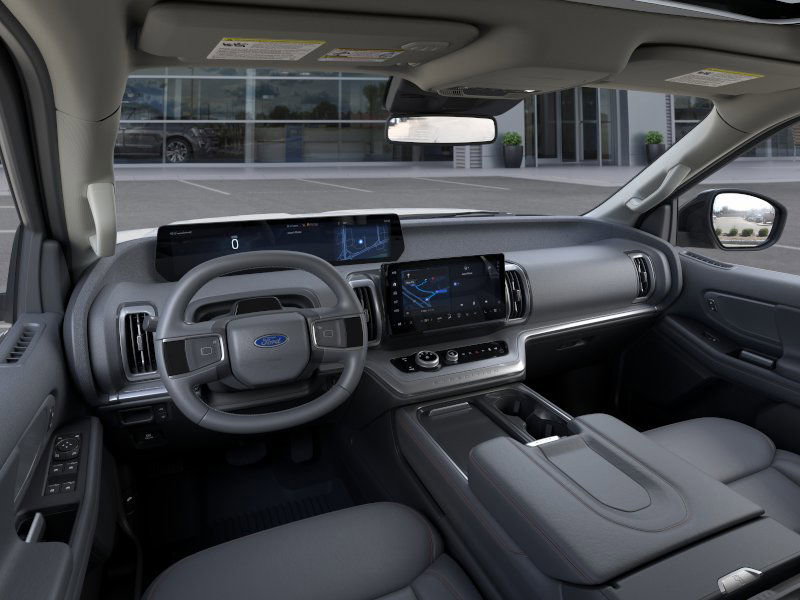 New 2025 Ford Expedition Active image 9