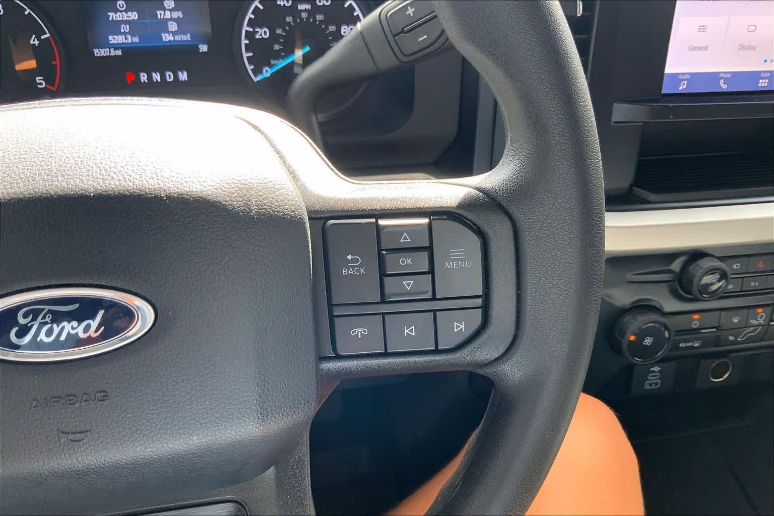 Used 2025 Ford F250 XLT w/ 360-Degree Camera Package AWD/4WD image 25