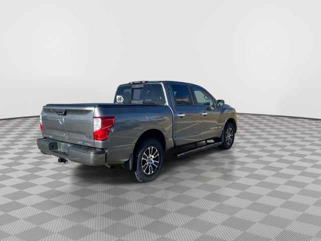 Used 2020 Nissan Titan SV w/ SV Convenience Package image 8