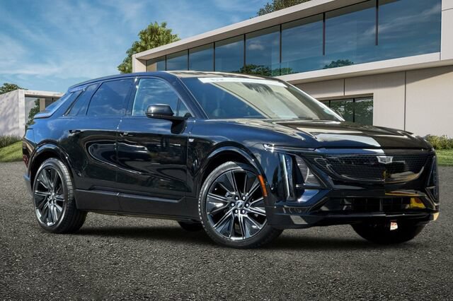 Certified 2024 Cadillac Lyriq Sport AWD/4WD image 2