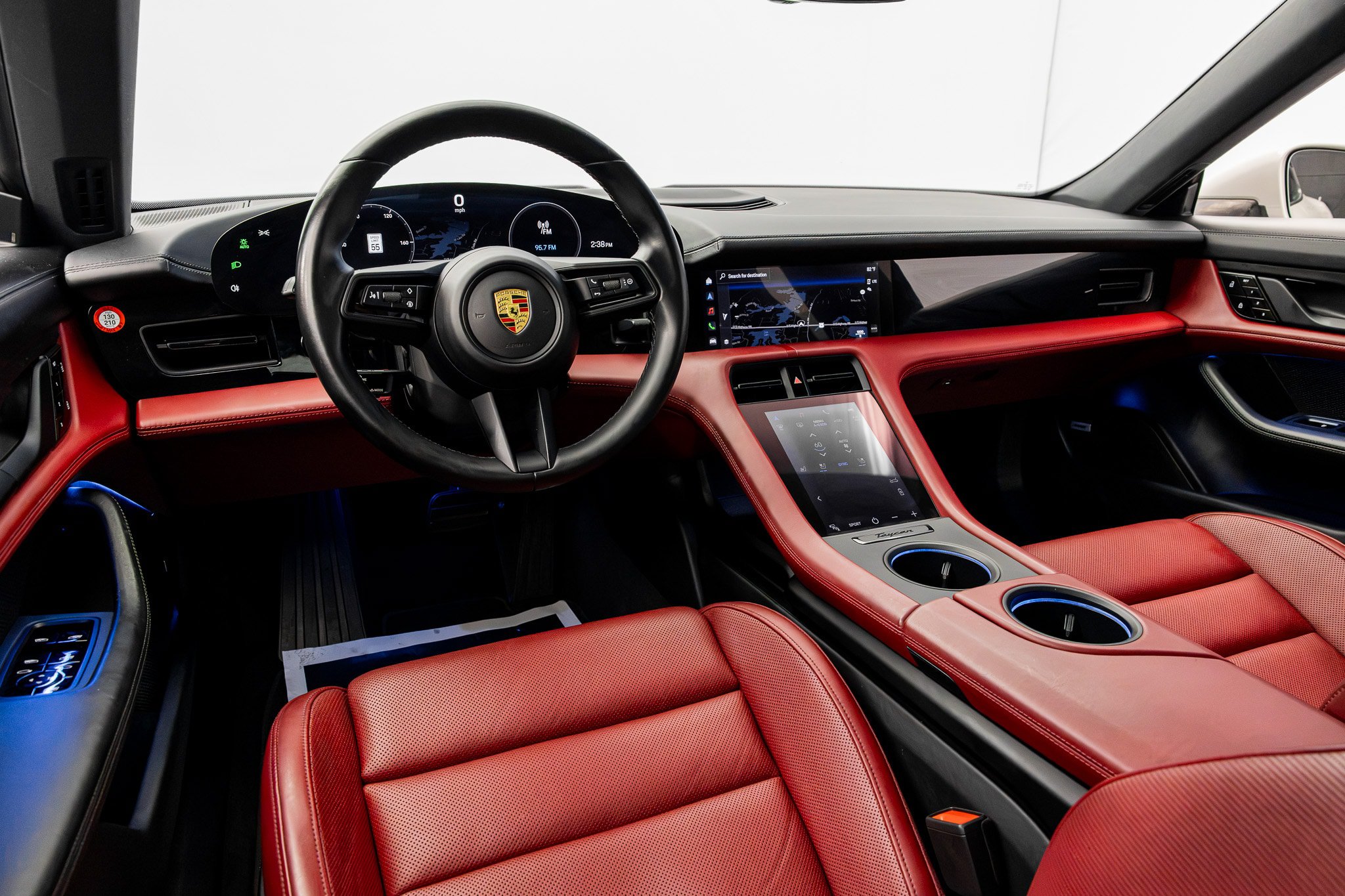 Used 2021 Porsche Taycan RWD image 35