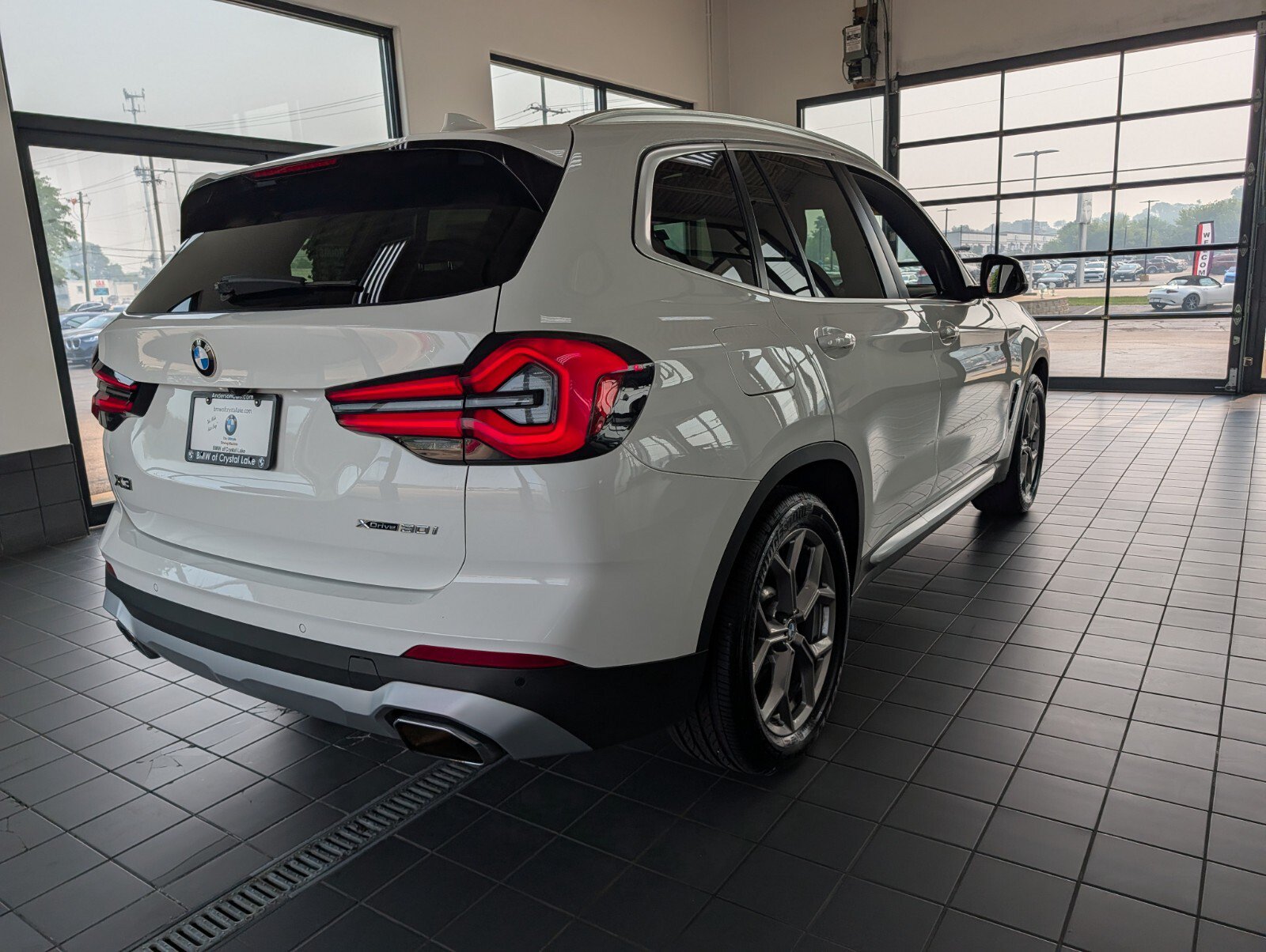 Used 2022 BMW X3 xDrive30i w/ Premium Package 2 AWD/4WD image 2