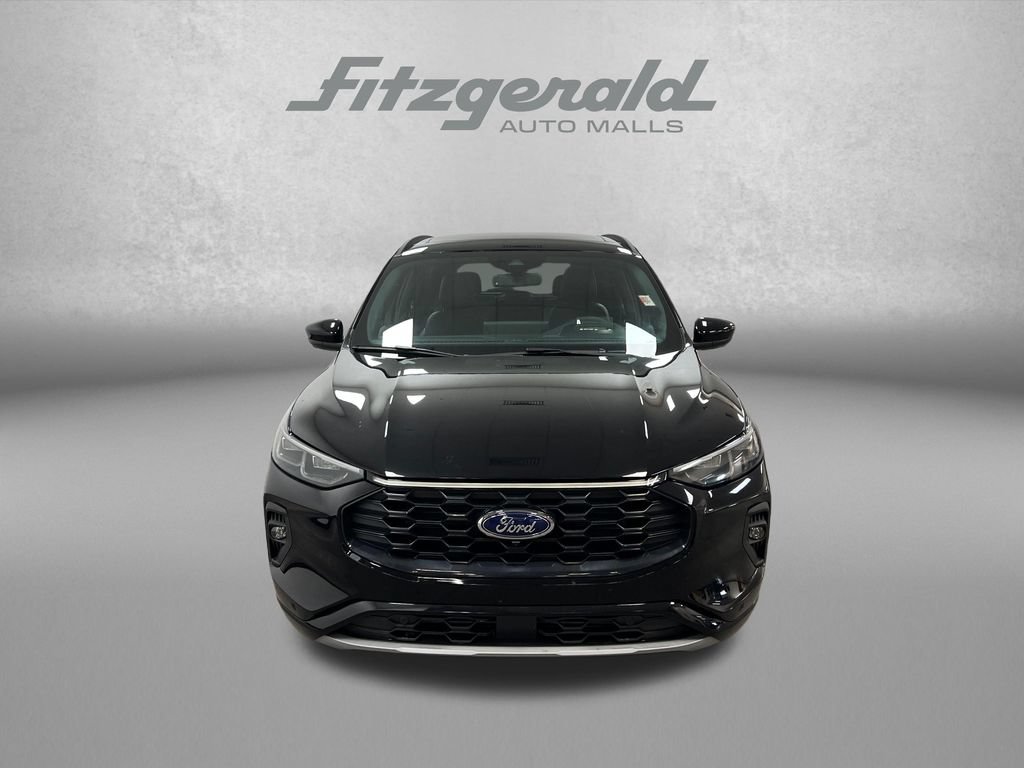 Used 2024 Ford Escape ST-Line Elite w/ Premium Technology Package AWD/4WD image 9