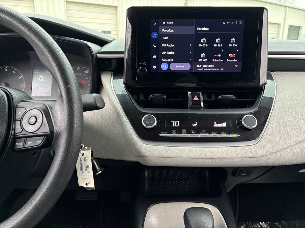 Used 2023 Toyota Corolla LE image 17