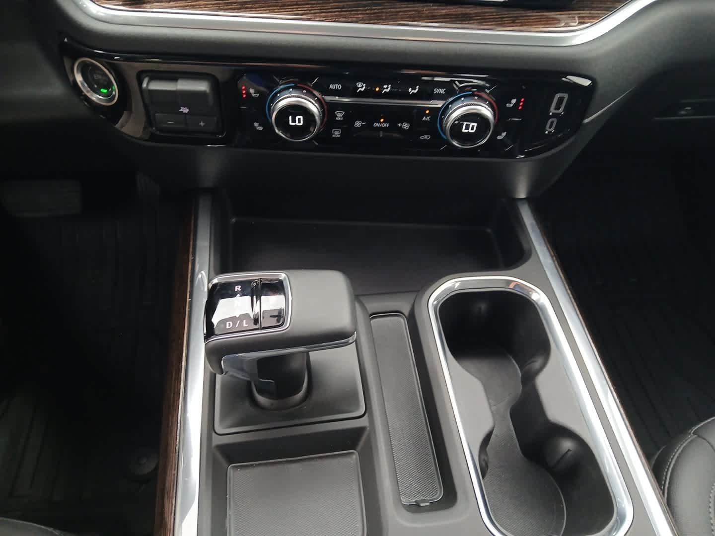 Used 2026 GMC Sierra 1500 Elevation w/ Elevation Premium Package AWD/4WD image 45