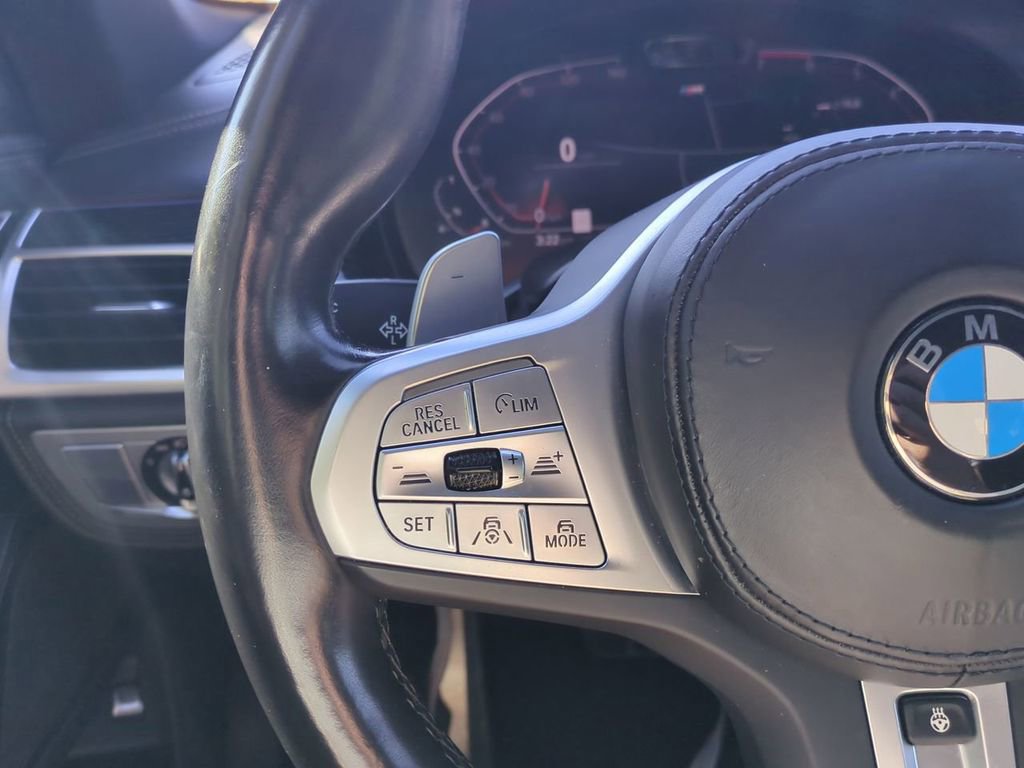 Used 2022 BMW 750i xDrive w/ Executive Package image 27