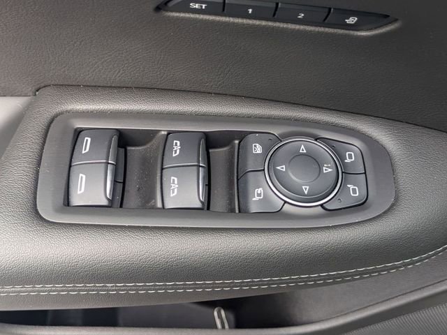 Used 2023 Cadillac XT6 Premium Luxury image 21