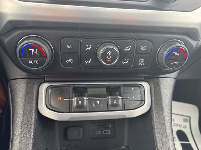 Used 2023 GMC Acadia SLT FWD image 14