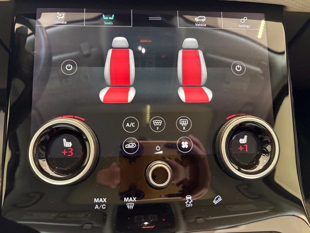 Used 2020 Land Rover Range Rover Velar S AWD/4WD image 36
