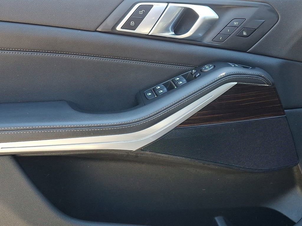 Used 2020 BMW X5 xDrive40i w/ Premium Package AWD/4WD image 12