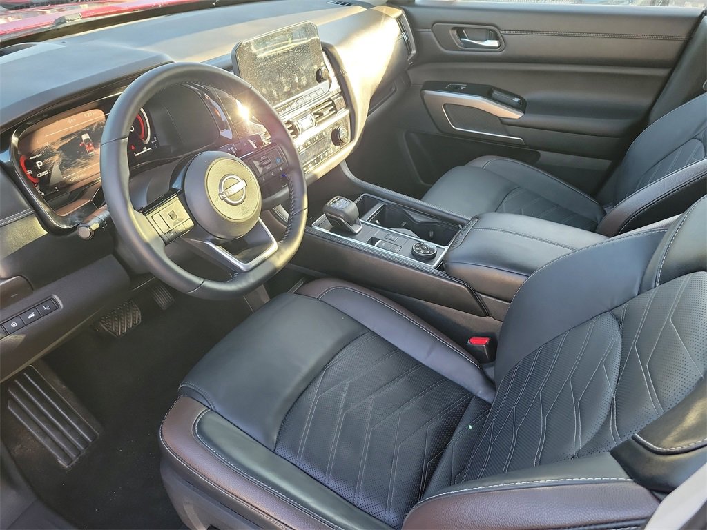 Certified 2023 Nissan Pathfinder Platinum image 14