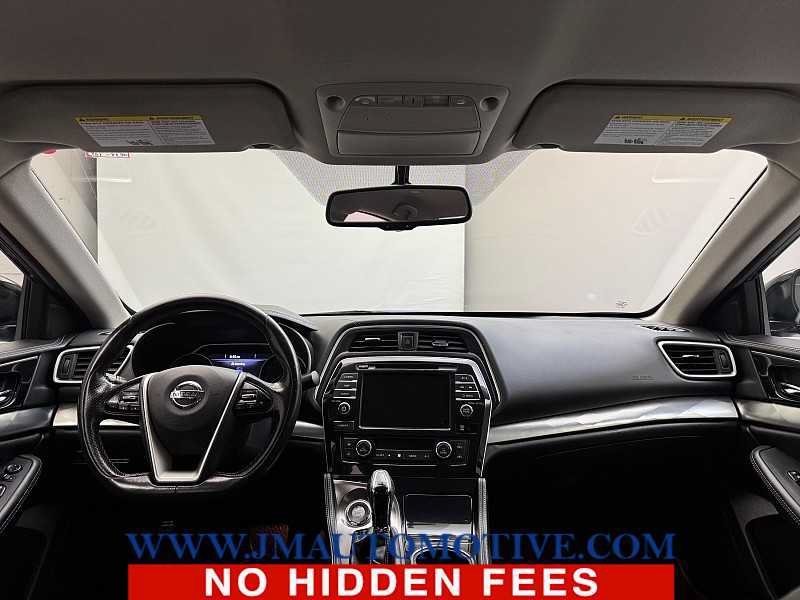 Used 2019 Nissan Maxima 3.5 SV w/ Floor Mat Group FWD image 9