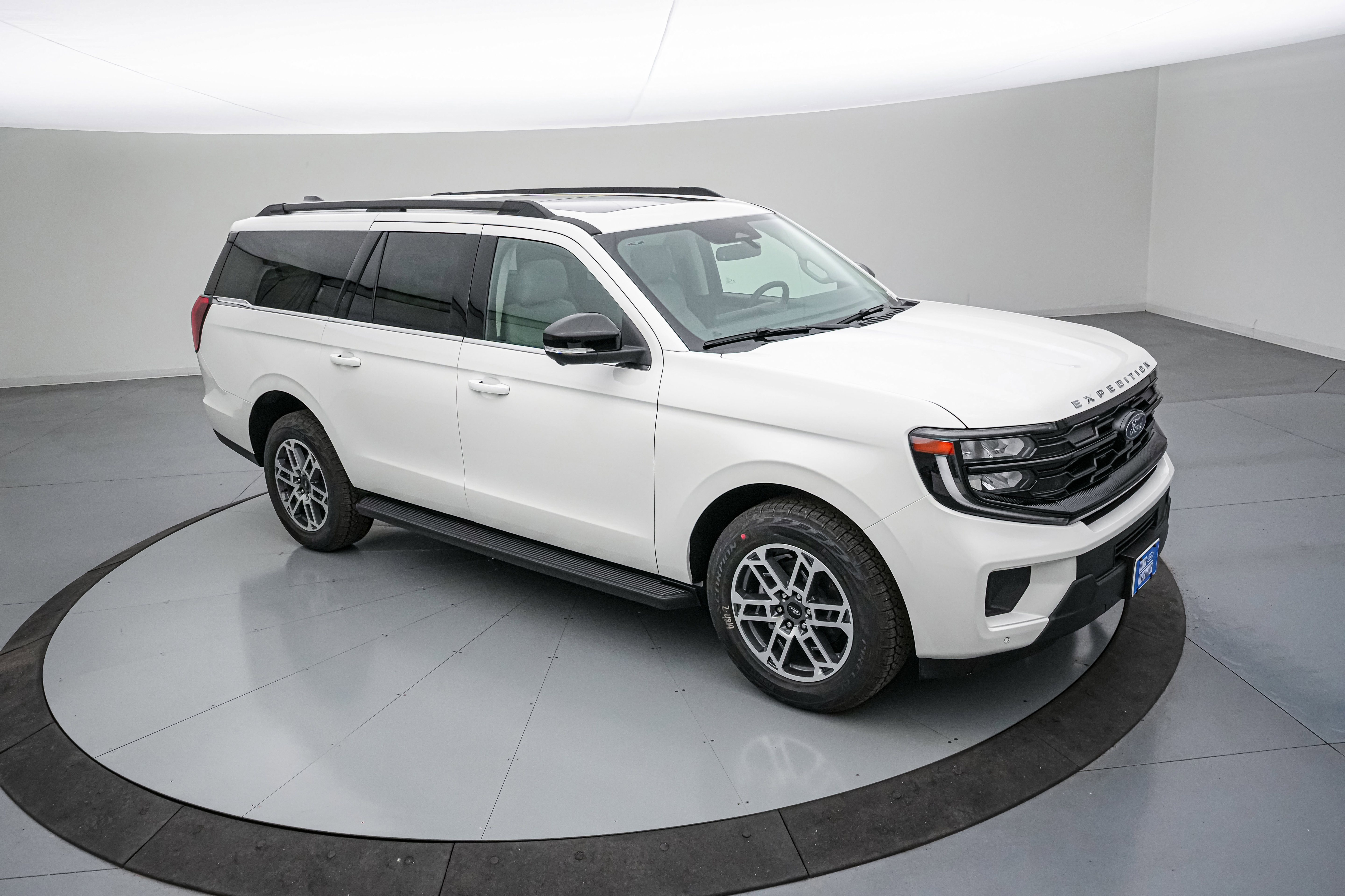 New 2026 Ford Expedition Max Active AWD/4WD image 3