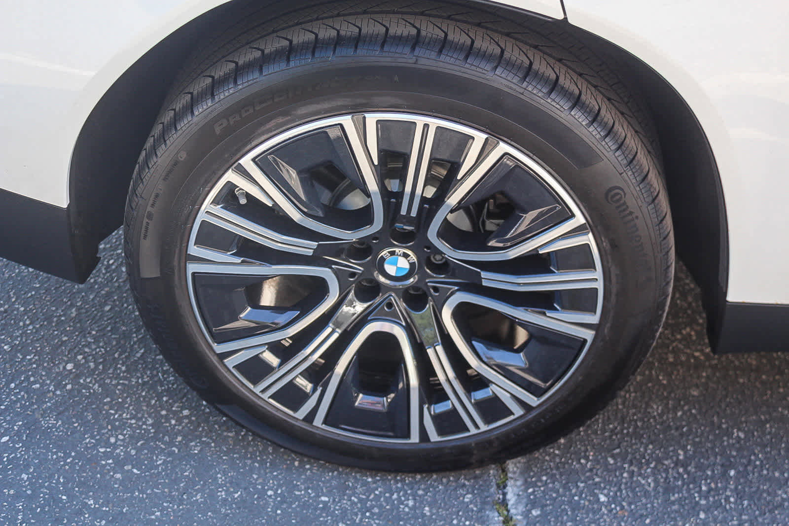 Used 2025 BMW X3 xDrive30i w/ Convenience Package image 8