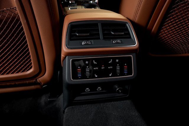 Used 2025 Audi A6 Premium Plus w/ Black Optic Package image 26