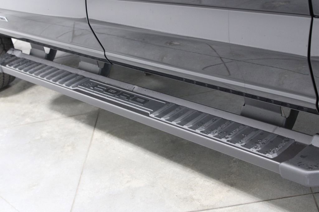 New 2025 Ford F250 Lariat w/ Lariat Ultimate Package image 25