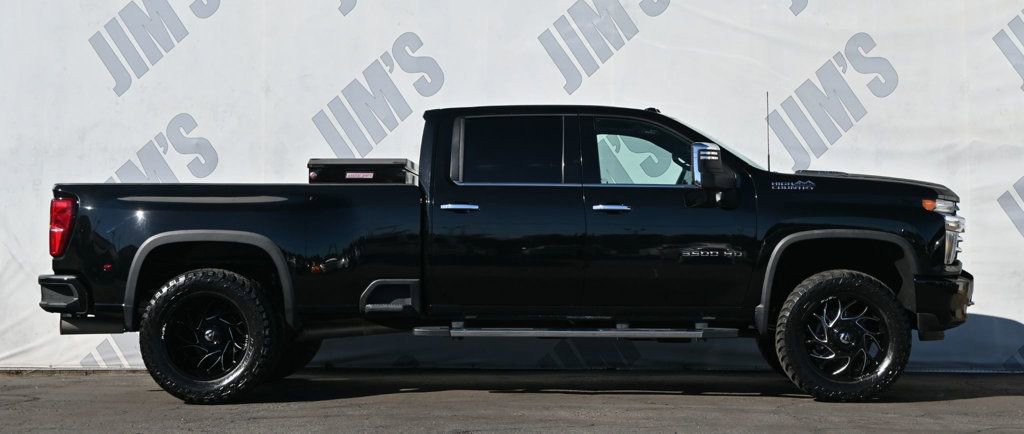 Used 2022 Chevrolet Silverado 3500 High Country image 4