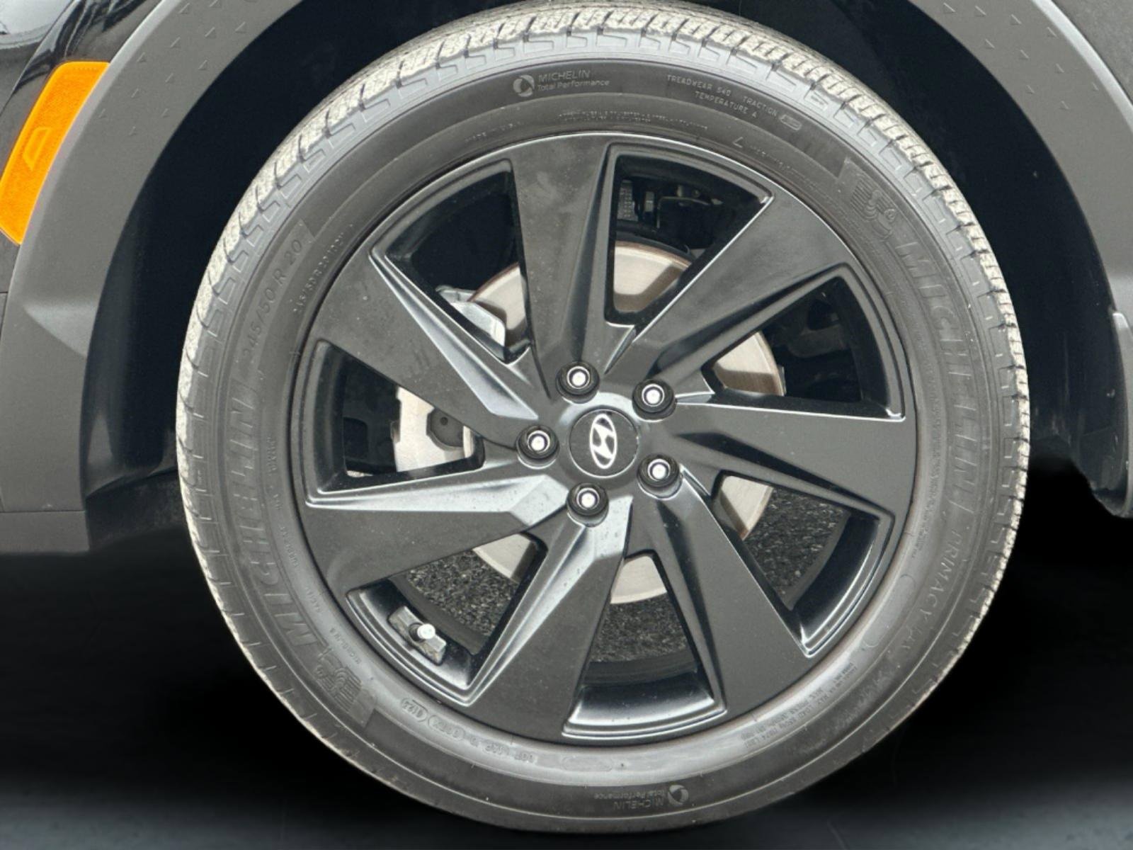 Used 2023 Hyundai Santa Cruz Night image 24